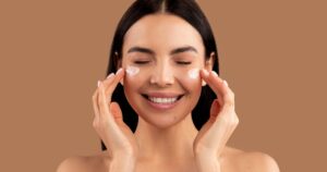 Crema nutriente viso